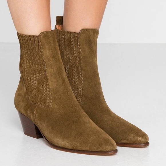 AMELYA LEATHER ANKLE BOOTS WITH ELASTIC - Picture 1 of 8